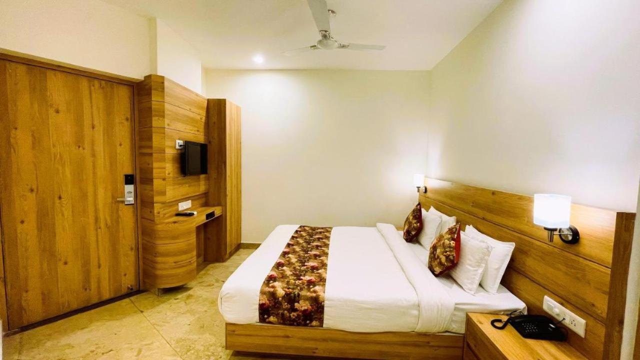 Hotel Amantran Inn Udaipur Exteriör bild