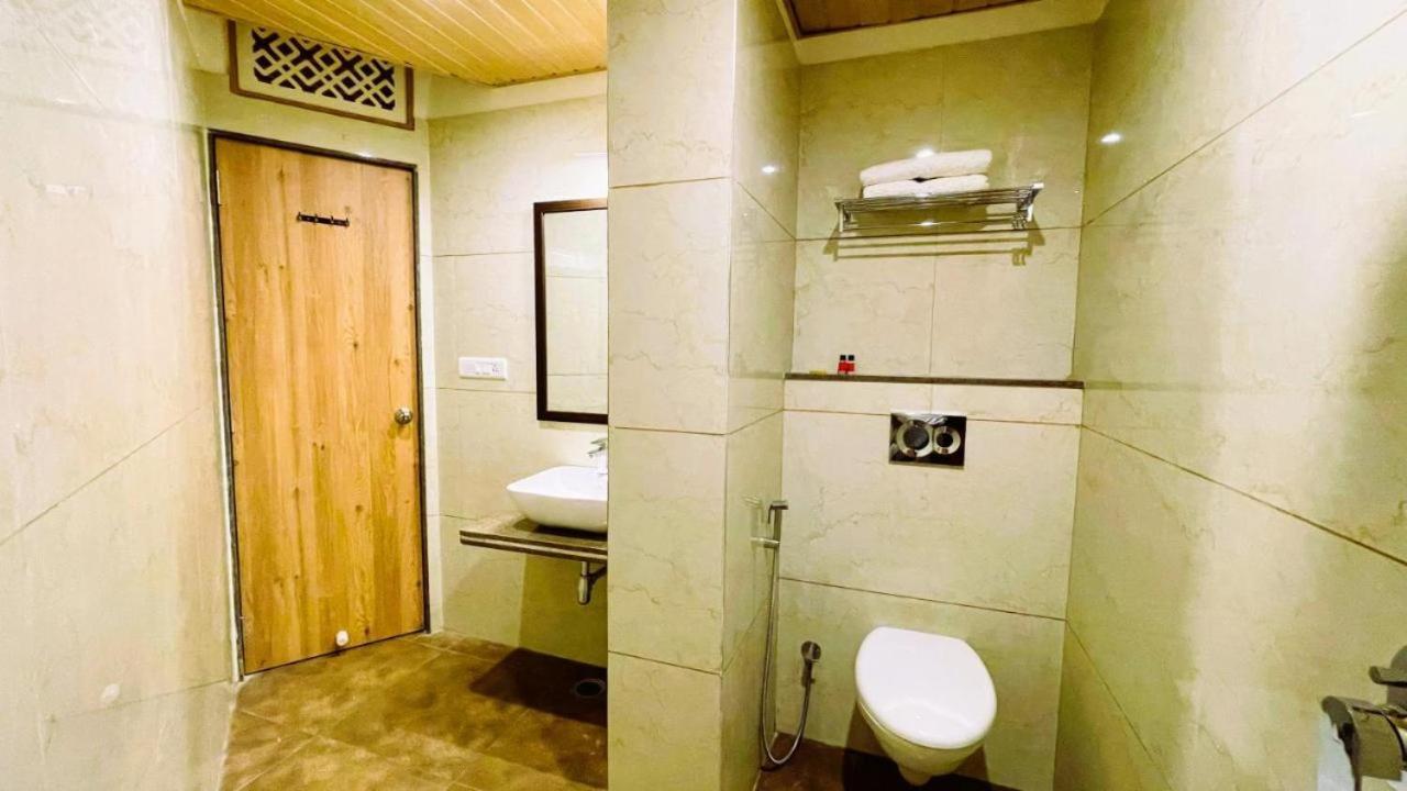 Hotel Amantran Inn Udaipur Exteriör bild