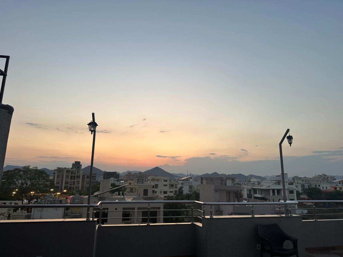 Hotel Amantran Inn Udaipur Exteriör bild